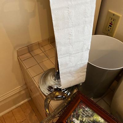 UP -- Bathroom Stuff: Mirror, TP Holder, Waste Basket, Box. 