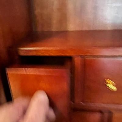 UP -- Accessories Cupboard 