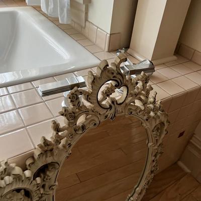 UP -- Pair of Syroco Mirrors White/Gold 