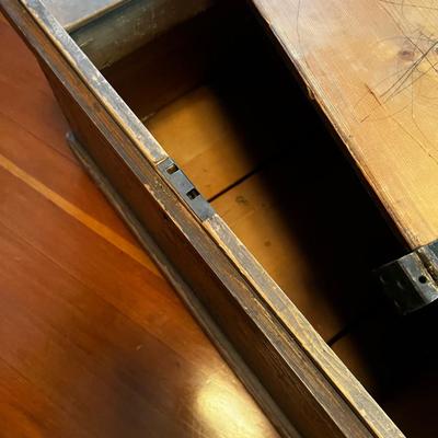 Antique Art Grained Mormon Pine Trunk 