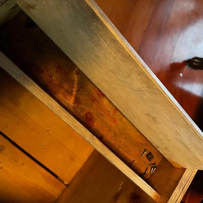 Antique Art Grained Mormon Pine Trunk 