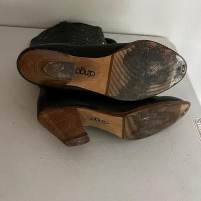Ladies DINGO Black Cowboy Boots
