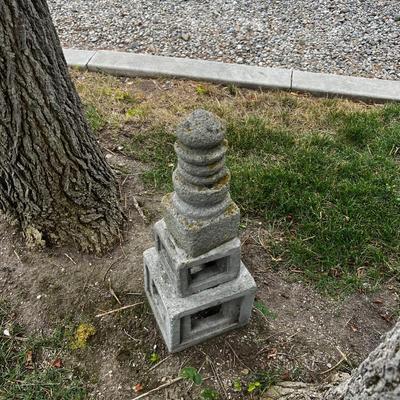 YARD - 24" Concrete Yard Art Pagoda  
