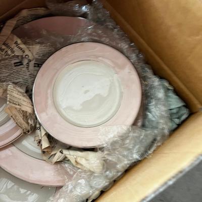 GARAGE -- Pink CHINA By MAGNA China Partial 