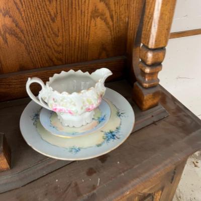 GARAGE --All the Mixed Lot of Fine China, Porcelain & Glass Leftovers. LOT
