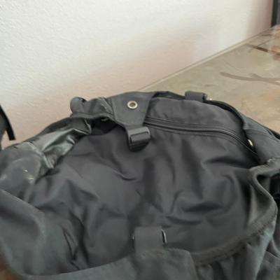 GARAGE --  Jack Wolf Skin Yak II Internal Frame Back Pack