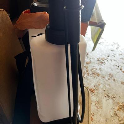 GARAGE -- Back Pack Weed Sprayer
