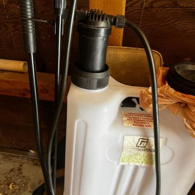 GARAGE -- Back Pack Weed Sprayer