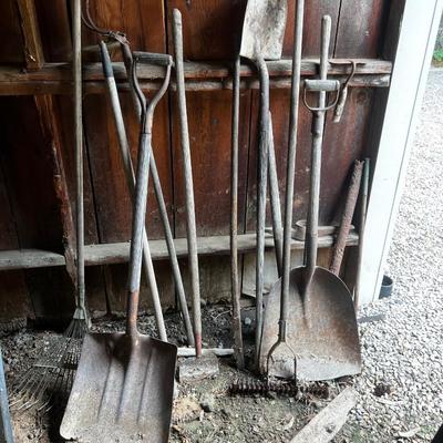 GARAGE -- tons of old yard tools 