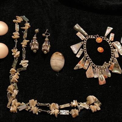 Shell jewelry pieces