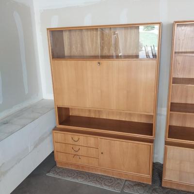MID-CENTURY WALL UNIT W/SECRETARY, GLASS DISPLAY, DOVETAILED DRAWERS AND CABINET