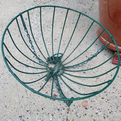 Ceramic Pots and More (G-DW)