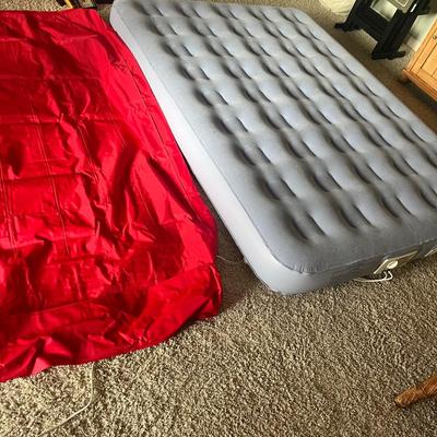 Two Aero Beds (B1-MG)