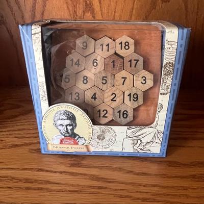 Wooden Brain Teasers & More (D2-MG)