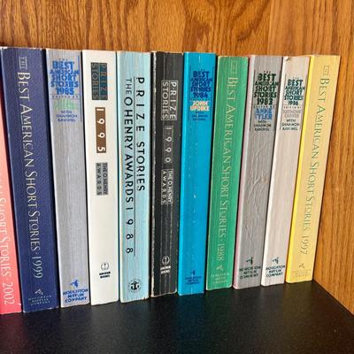 Short Stories Books & More (D2-MG)