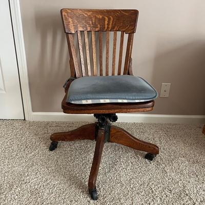 Wooden Office Chair & Plastic Mat (D2-MG)