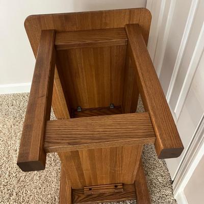 Solid Wood Chair & Side Table (D2-MG)