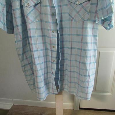 Lot 113:  Men's Vintage Button Down Short Sleeve Shirt, 20 21 1/2, Karman