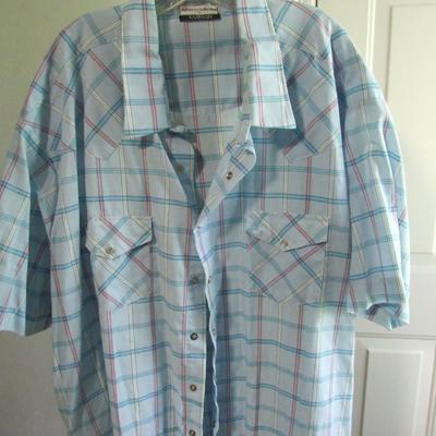 Lot 113:  Men's Vintage Button Down Short Sleeve Shirt, 20 21 1/2, Karman