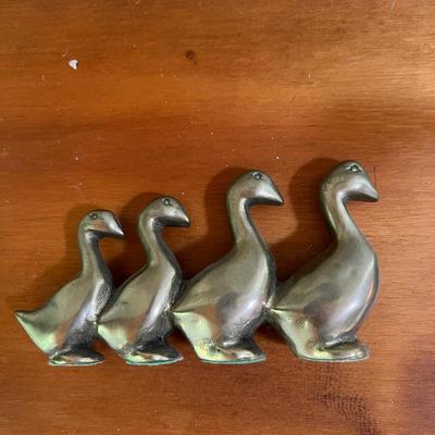 7 Piece Vintage Mixed Brass Decorative Lot