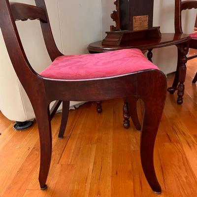 Antique Vintage Decor Lot - Chairs, Clock, Table