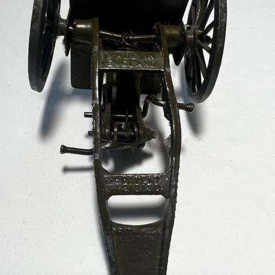 Britains 4.7 Naval Gun circa 1916 made in England