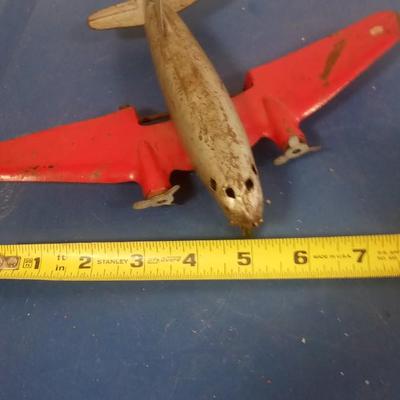 LOT 119 OLD TOY AIRPLANE