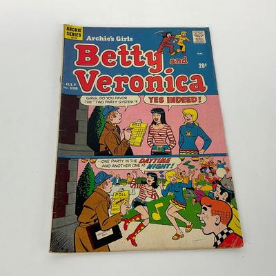 -200- COMICS | Pep & Archie Comics