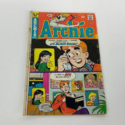 -200- COMICS | Pep & Archie Comics