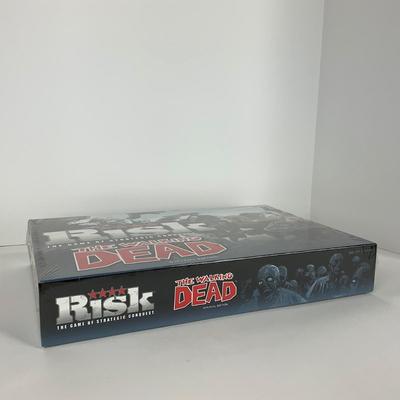 -202- GAME | Factory Sealed Risk | The Walking Dead