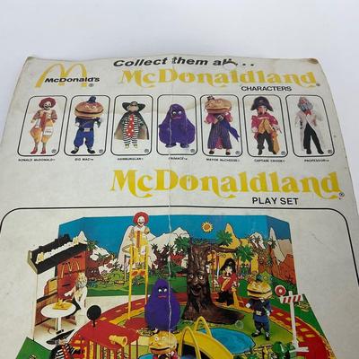 -210- COLLECTIBLE | Remco 1976 McDonaldâ€™s Action Figure On Original Card | The Professor