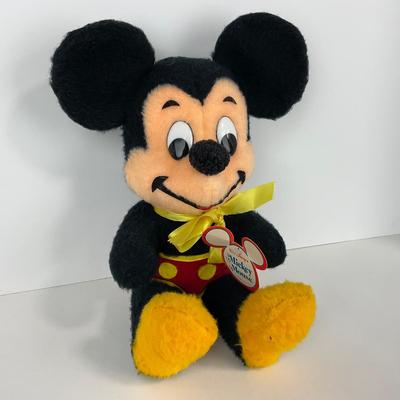 -212- COLLECTIBLE | 1960â€™s Mickey Mouse With Tags & Booklet