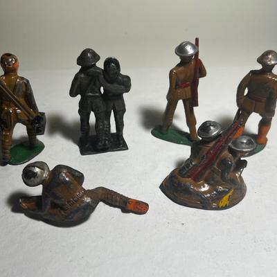 Six Barclay Soldiers