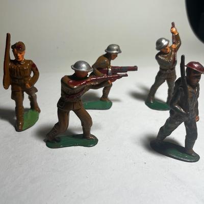 Five Barclay Soldiers
