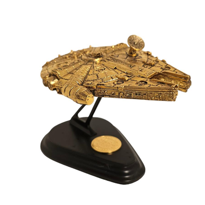 Star Wars Millennium Falcon gold plate