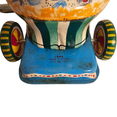 Metal Wind Up Drummer Boy Toy