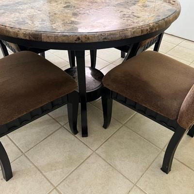 ASHLEY FURNITURE  Table & Chairs *Read Details