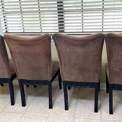 ASHLEY FURNITURE  Table & Chairs *Read Details