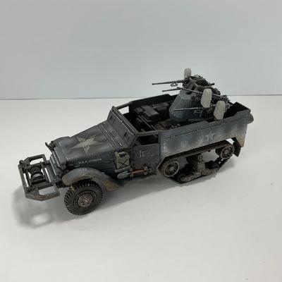 -227- TANK | Unimax/Forces Of Valor Half Track Tank | 1:32 Scale