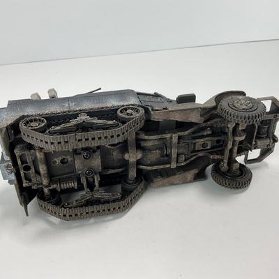 -227- TANK | Unimax/Forces Of Valor Half Track Tank | 1:32 Scale