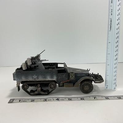 -227- TANK | Unimax/Forces Of Valor Half Track Tank | 1:32 Scale