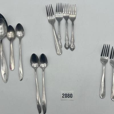 Assorted silverware