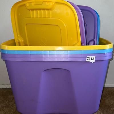 Assorted totes