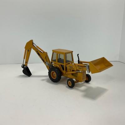 -234- TOY | Ertl Ford 555 Tractor With Shovel