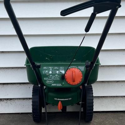 Scotts Turf builder