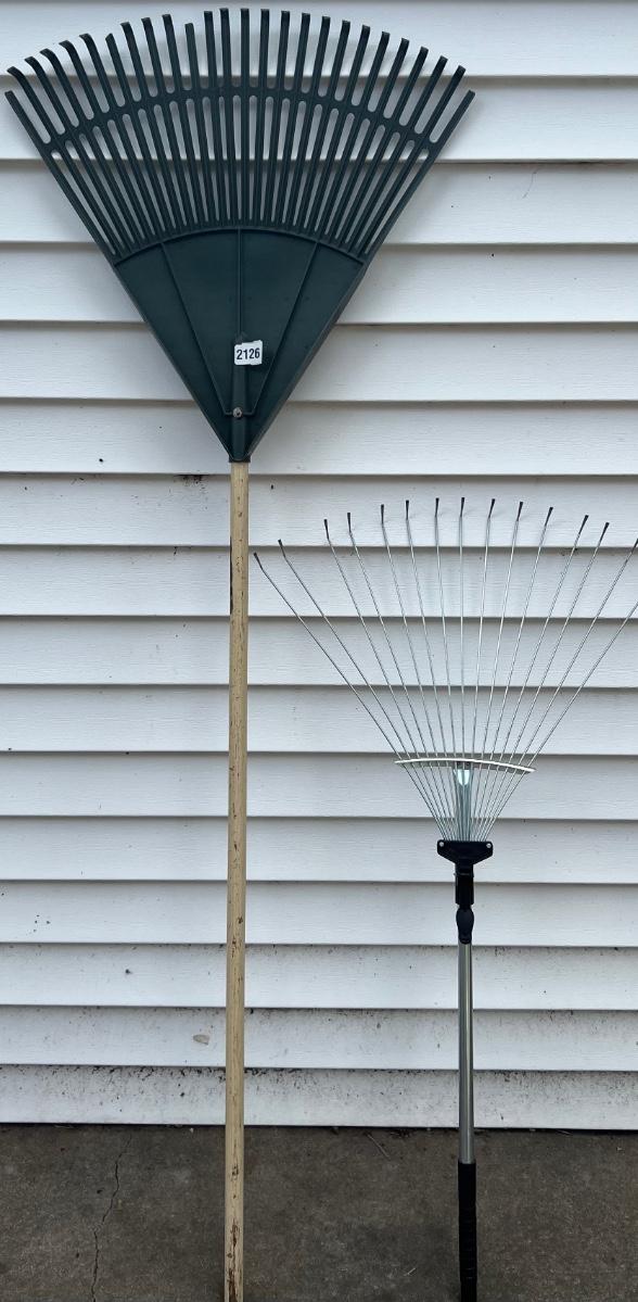 Mega Rake Rakes | EstateSales.org