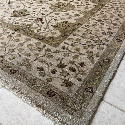 LARGE Area Rug *Read Details