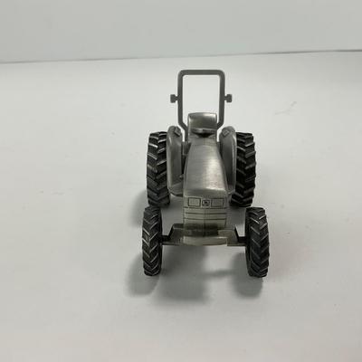 -235- COLLECTIBLE | John Deere 4600 Compact Utility Tracroe | Pewter