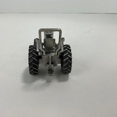 -235- COLLECTIBLE | John Deere 4600 Compact Utility Tracroe | Pewter