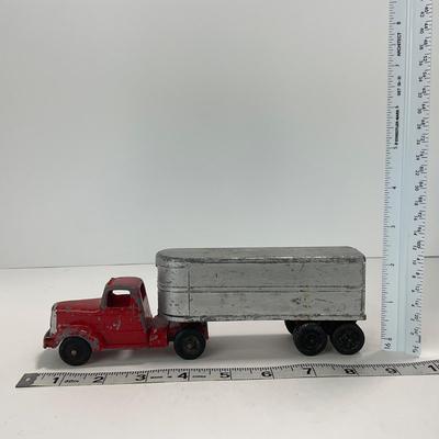 -239- TOYS | 1950â€™s Toy Trucks